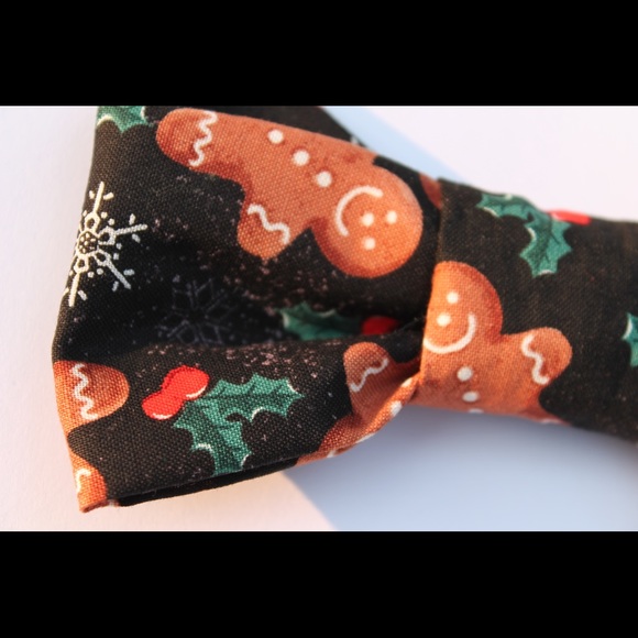 Christmas Bow - Picture 2 of 6